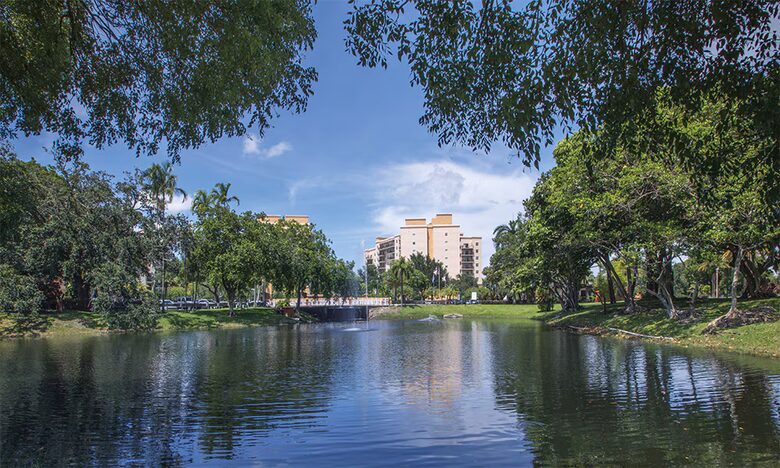 Palm-Aire Golf Resort Retreat Near Fort Lauderdale Beaches - North Pompano Beach, Florida