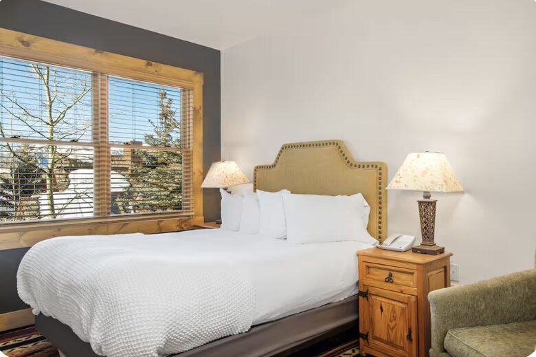 Ski-In/Ski-Out Telluride Retreat with Mountain Views - Telluride, Colorado