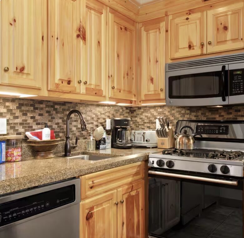 Ski-In/Ski-Out Telluride Retreat with Mountain Views - Telluride, Colorado