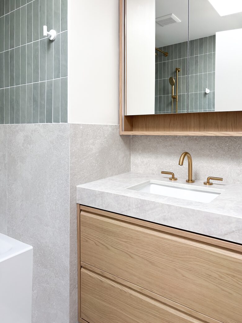 A Coastal Beach House In Boundary Bay, Delta - Delta, Canada