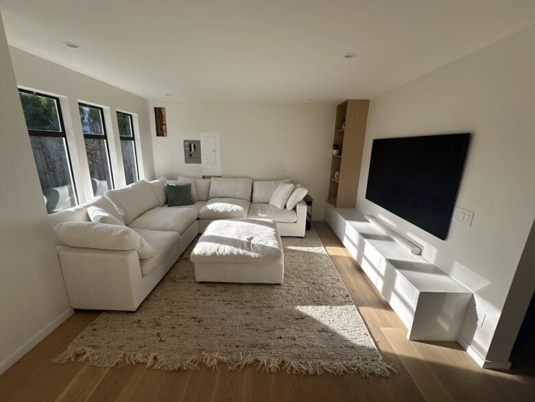 A Coastal Beach House In Boundary Bay, Delta - Delta, Canada
