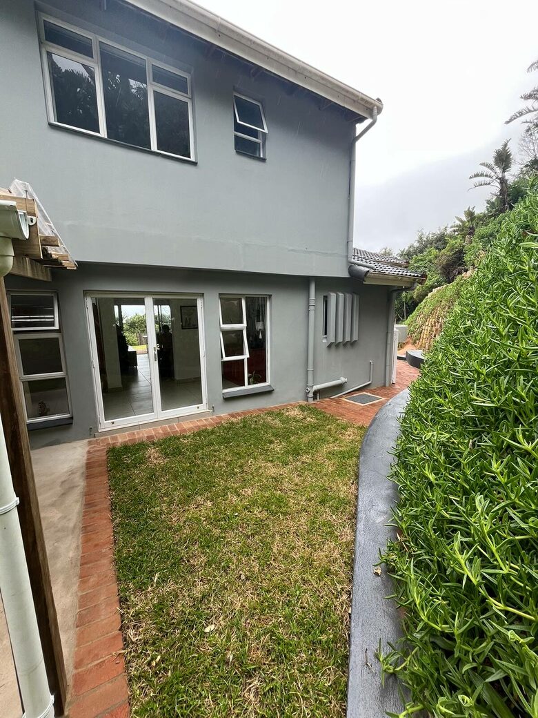 Sheffield Beachfront Villa with Pool and Indian Ocean Views - Sheffield Beach, South Africa