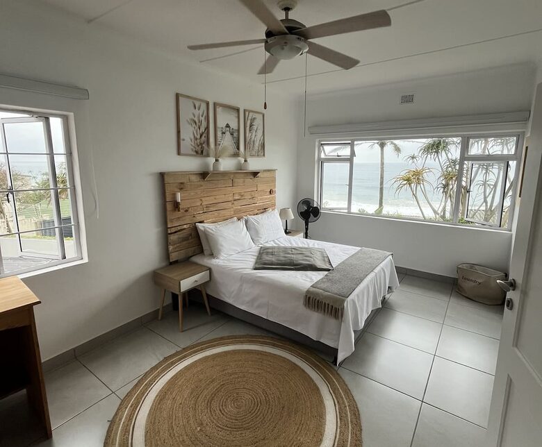 Sheffield Beachfront Villa with Pool and Indian Ocean Views - Sheffield Beach, South Africa