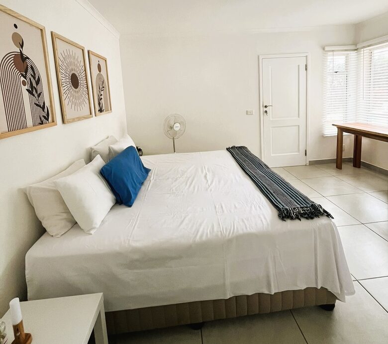 Sheffield Beachfront Villa with Pool and Indian Ocean Views - Sheffield Beach, South Africa