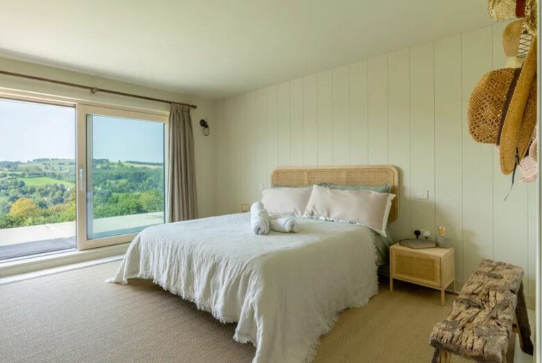 Theescombe Hill House - Stroud, United Kingdom