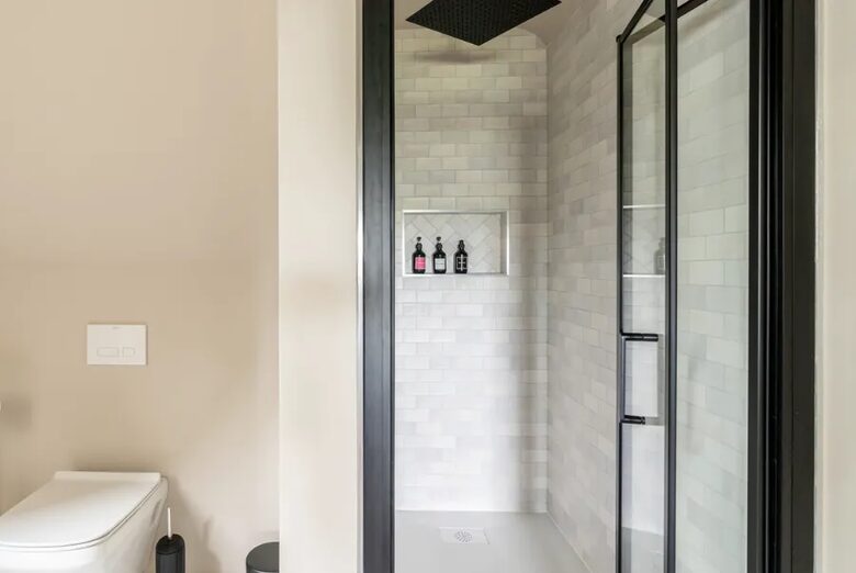 Theescombe Hill House - Stroud, United Kingdom