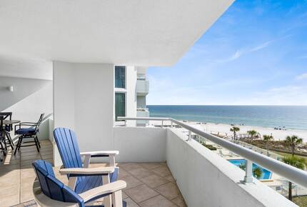 Beachfront Corner Condo with Gulf Views on Perdido Key - Pensacola, Florida