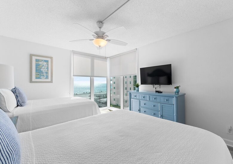 Beachfront Corner Condo with Gulf Views on Perdido Key - Pensacola, Florida