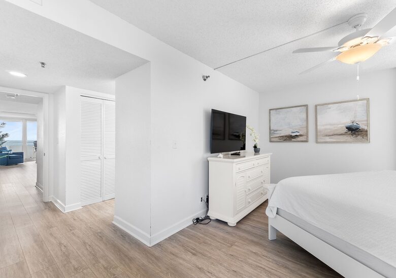 Beachfront Corner Condo with Gulf Views on Perdido Key - Pensacola, Florida