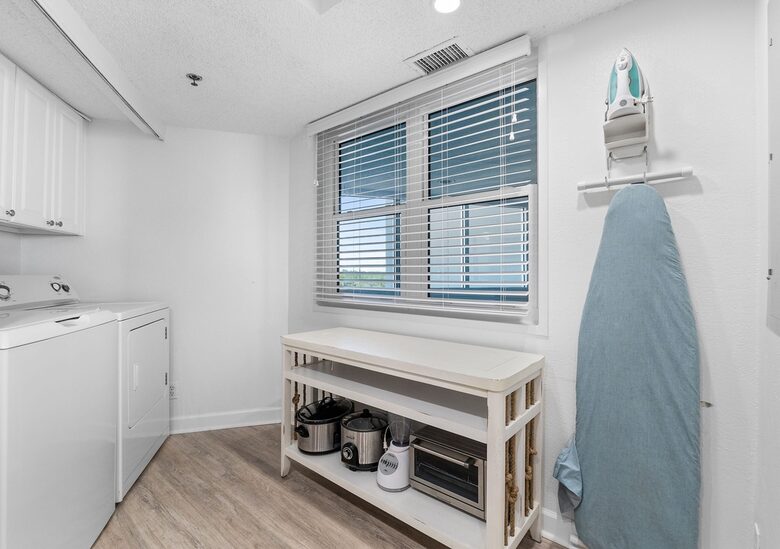 Beachfront Corner Condo with Gulf Views on Perdido Key - Pensacola, Florida