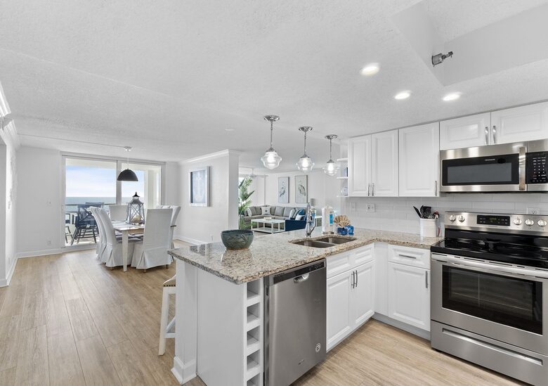 Beachfront Corner Condo with Gulf Views on Perdido Key - Pensacola, Florida