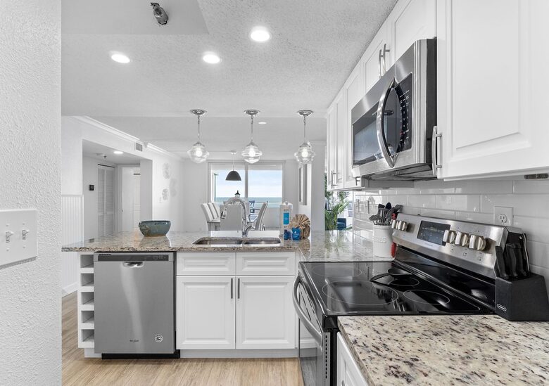 Beachfront Corner Condo with Gulf Views on Perdido Key - Pensacola, Florida