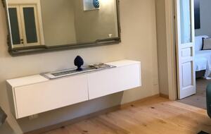 Ortigia's Refined 2BD Residence - Ortigia, Siracusa, Italy