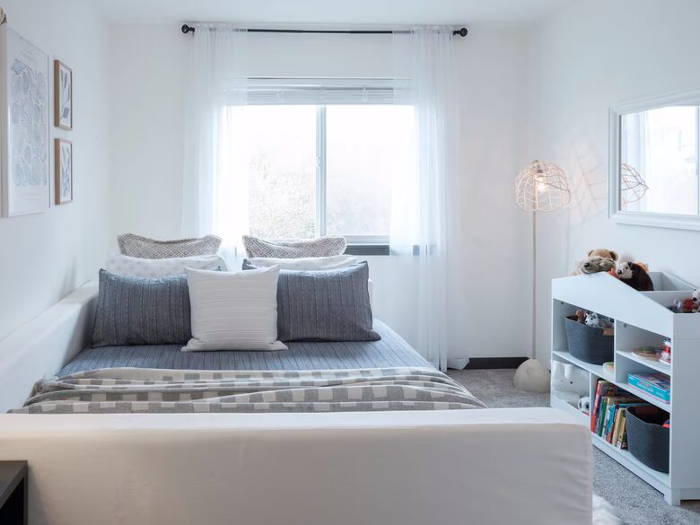 Whidbey Island Coastal Retreat with Ocean Views - Coupeville, Washington