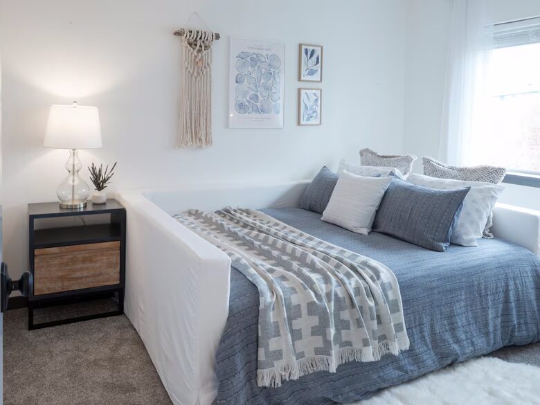 Whidbey Island Coastal Retreat with Ocean Views - Coupeville, Washington