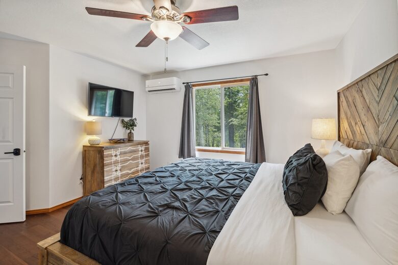 Forest Retreat with Covered Hot Tub Near Whitefish Mountain Resort - Whitefish, Montana