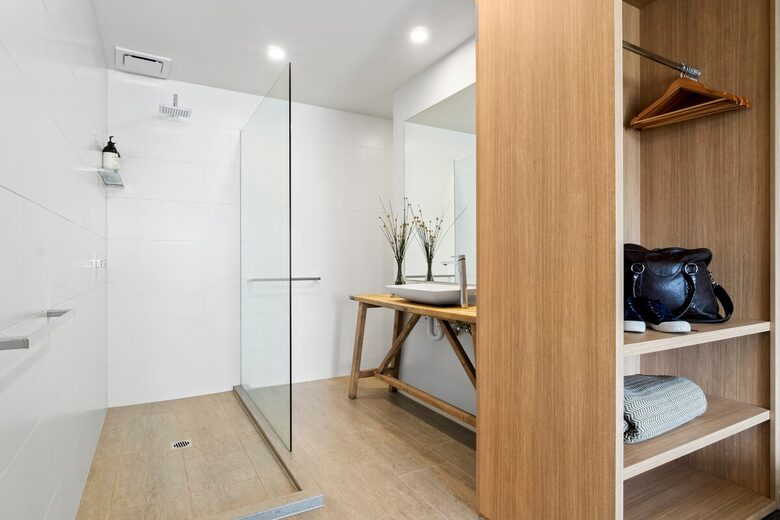 360° Ocean Views Above the Great Ocean Road - Wye River, Australia