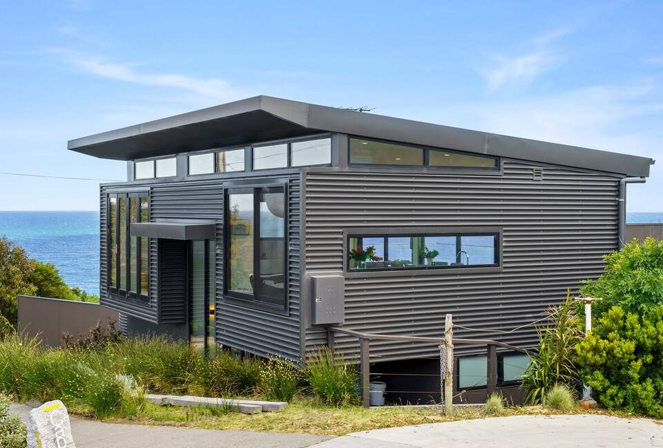 360° Ocean Views Above the Great Ocean Road - Wye River, Australia