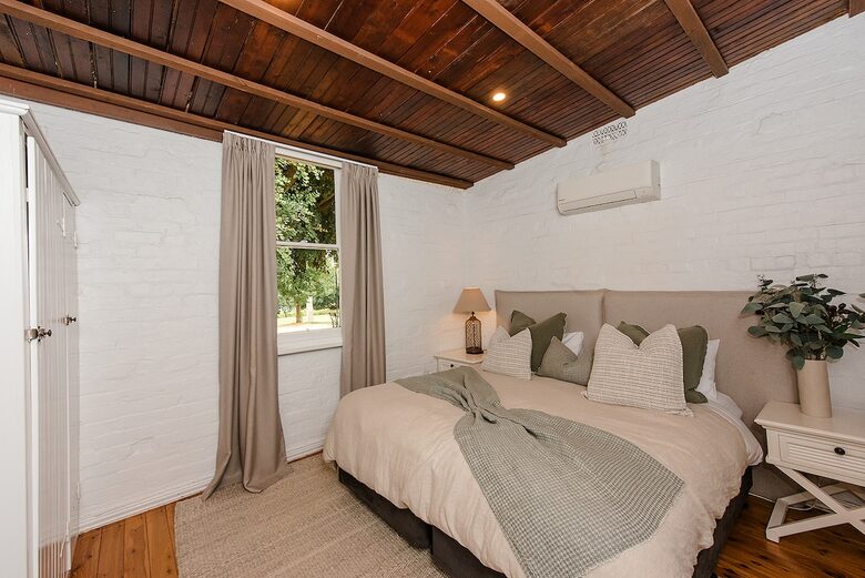 Secluded Victorian Country Estate with Homestead, Cottage & River Access - Wahgunyah, Australia