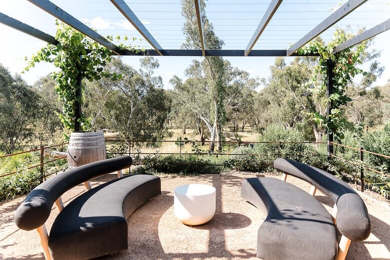 Secluded Victorian Country Estate with Homestead, Cottage & River Access - Wahgunyah, Australia