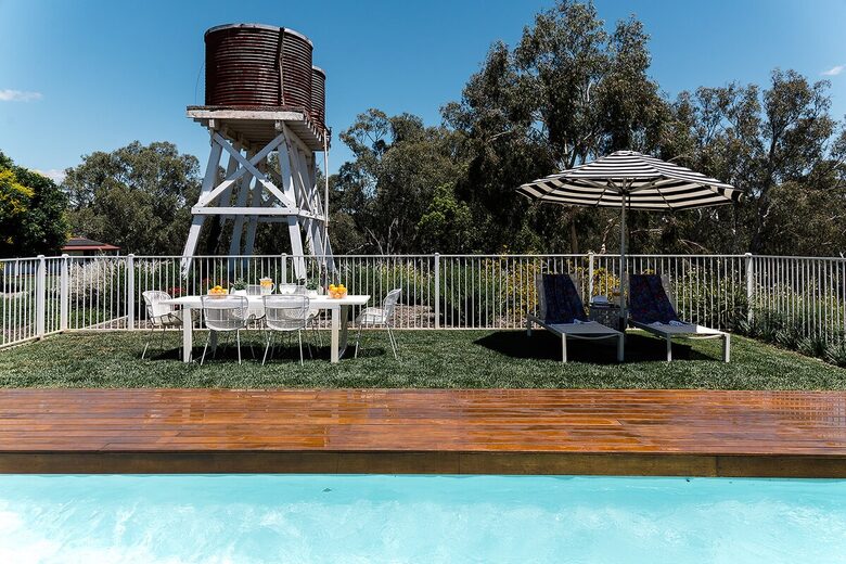 Secluded Victorian Country Estate with Homestead, Cottage & River Access - Wahgunyah, Australia