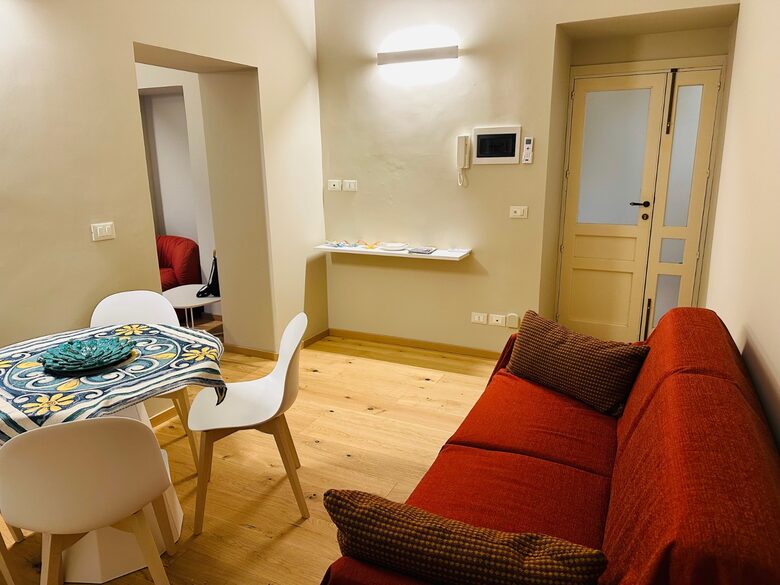 Ortigia's Refined 1BD Residence - Ortigia, Siracusa, Italy