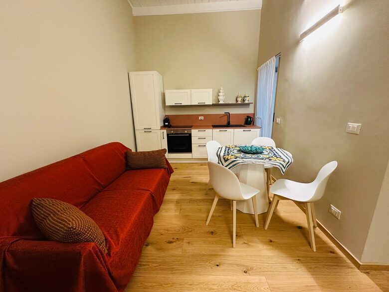 Ortigia's Refined 1BD Residence - Ortigia, Siracusa, Italy