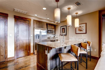 Studio Room at One Ski Hill Place - Breckenridge, Colorado