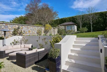 Refined Living in Howth’s Most Sought-After Enclave - Howth, Dublin, Ireland