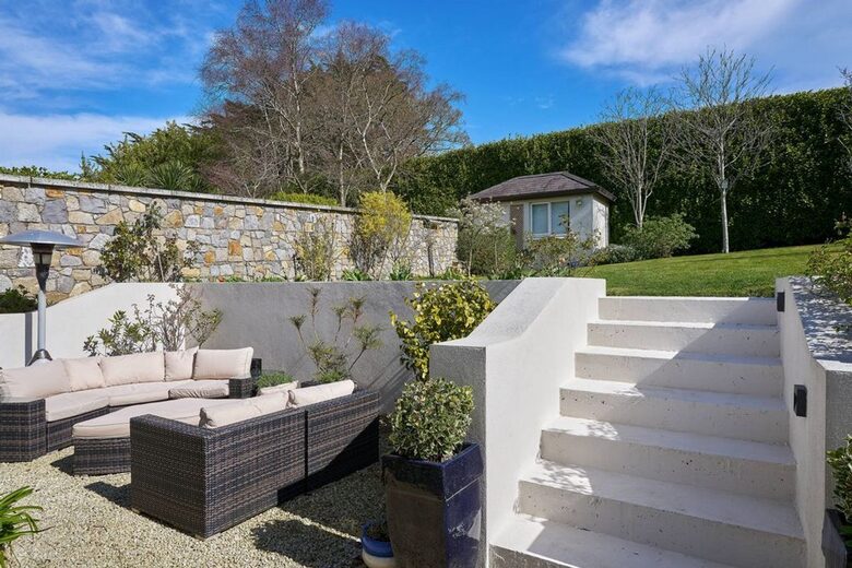 Refined Living in Howth’s Most Sought-After Enclave - Howth, Dublin, Ireland