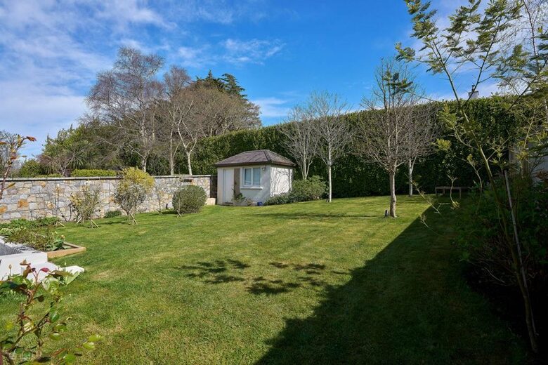 Refined Living in Howth’s Most Sought-After Enclave - Howth, Dublin, Ireland