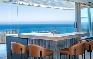 Clifftop Oceanview Villa Overlooking Pinnacle Point Golf Course - Mossel Bay, South Africa