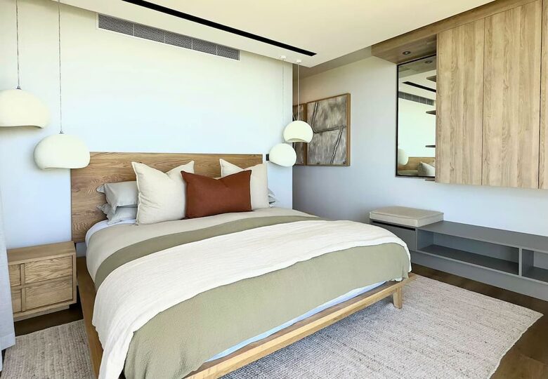 Clifftop Oceanview Villa Overlooking Pinnacle Point Golf Course - Mossel Bay, South Africa