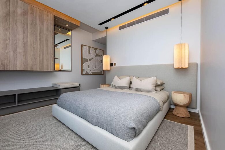 Clifftop Oceanview Villa Overlooking Pinnacle Point Golf Course - Mossel Bay, South Africa