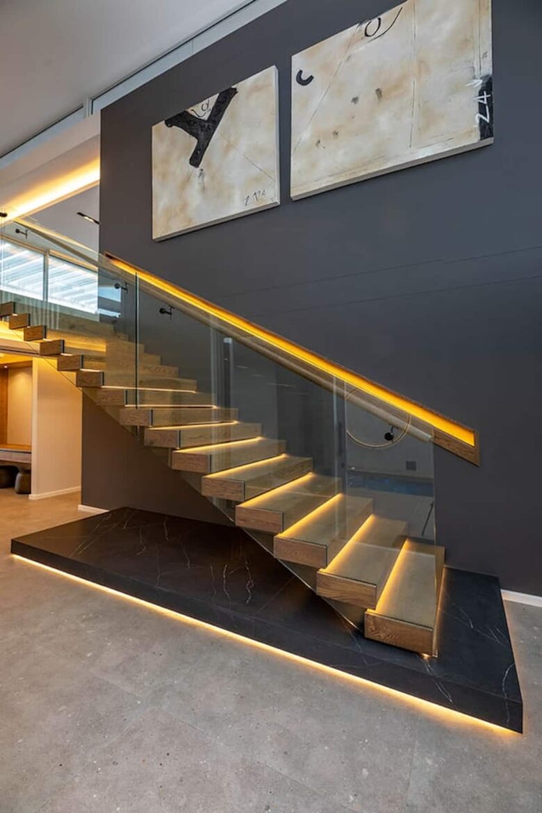 Clifftop Oceanview Villa Overlooking Pinnacle Point Golf Course - Mossel Bay, South Africa