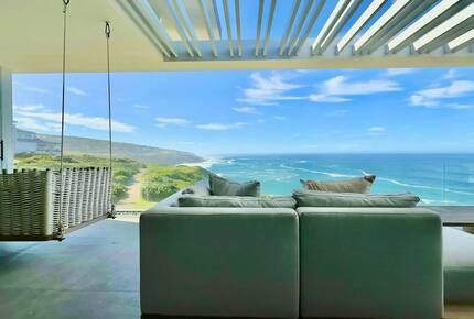 Clifftop Oceanview Villa Overlooking Pinnacle Point Golf Course - Mossel Bay, South Africa