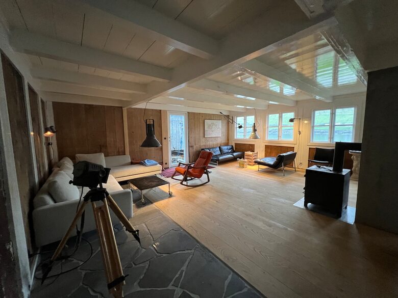 A 19th-Century Faroese House with Ocean Views in Sandavágur - Sandavágur, Faroe Islands