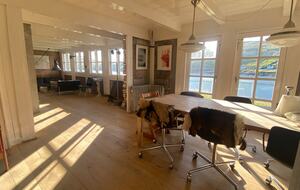 A 19th-Century Faroese House with Ocean Views in Sandavágur - Sandavágur, Faroe Islands