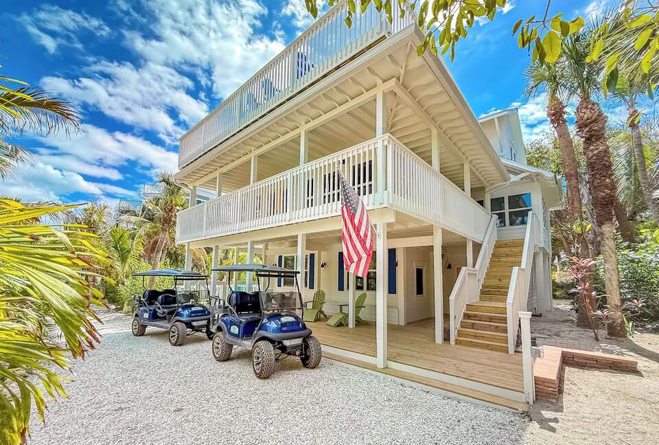 Blue Mango Tropical Getaway | Steps From the Beach - North Captiva Island, Florida