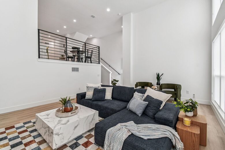 Stylish St. Petersburg Townhome Near Downtown & Gulf Beaches - St. Petersburg, Florida