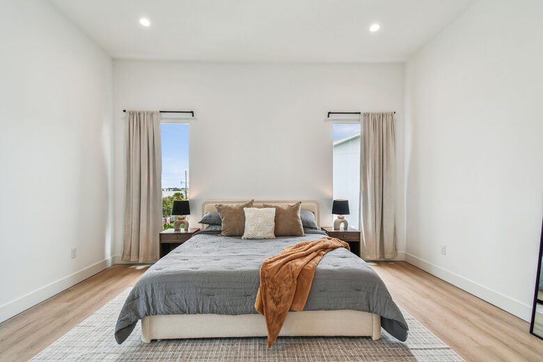 Stylish St. Petersburg Townhome Near Downtown & Gulf Beaches - St. Petersburg, Florida