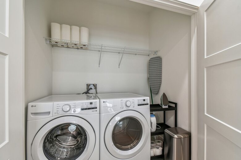 Stylish St. Petersburg Townhome Near Downtown & Gulf Beaches - St. Petersburg, Florida