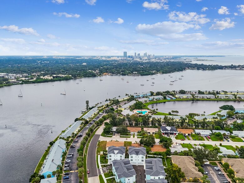 Stylish St. Petersburg Townhome Near Downtown & Gulf Beaches - St. Petersburg, Florida