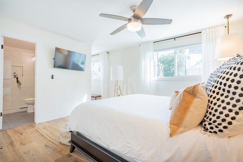 Poolside Desert Retreat Near Old Town Scottsdale - Scottsdale, Arizona