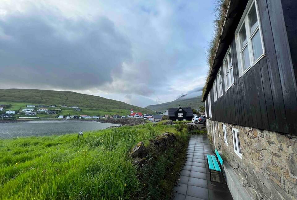 A 19th-Century Faroese House with Ocean Views in Sandavágur - Sandavágur, Faroe Islands