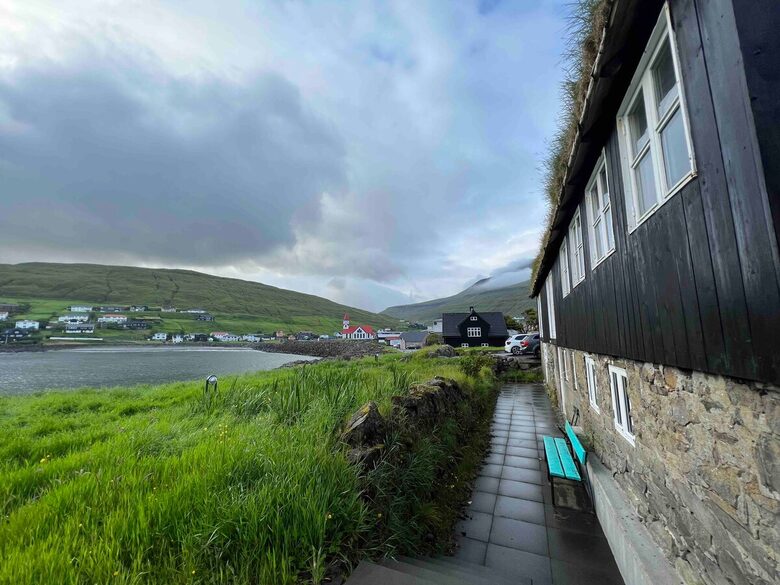 A 19th-Century Faroese House with Ocean Views in Sandavágur - Sandavágur, Faroe Islands