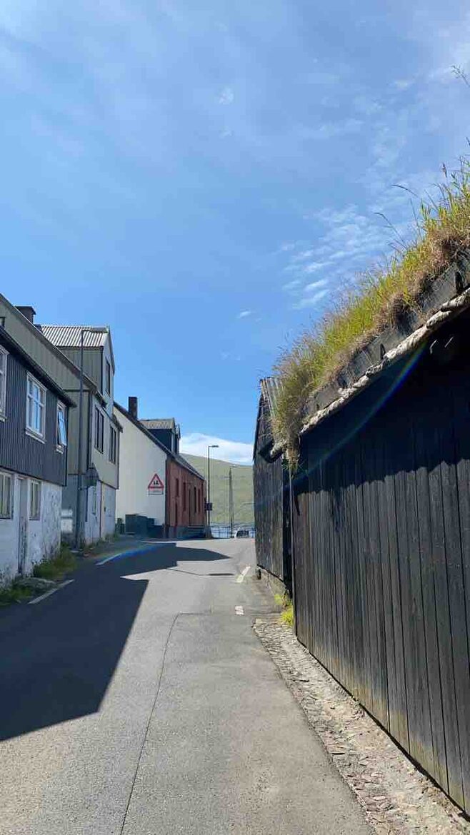 A 19th-Century Faroese House with Ocean Views in Sandavágur - Sandavágur, Faroe Islands