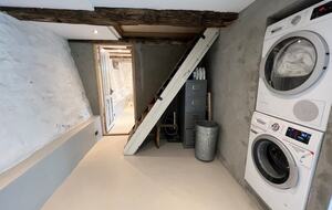 A 19th-Century Faroese House with Ocean Views in Sandavágur - Sandavágur, Faroe Islands