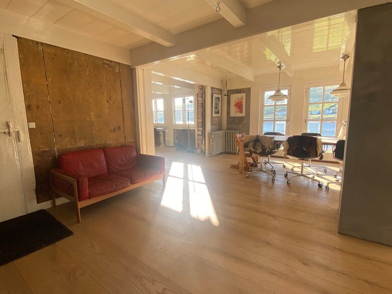 A 19th-Century Faroese House with Ocean Views in Sandavágur - Sandavágur, Faroe Islands