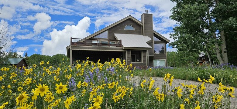 Crested Butte Mountain Retreat Near Meridian Lake - Crested Butte, Colorado
